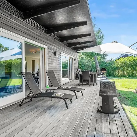 Nielsigne - 1-3km From The Sea By Interhome * Bøtø By