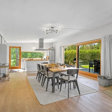 Nielsigne - 1-3km From The Sea By Interhome * Bøtø By